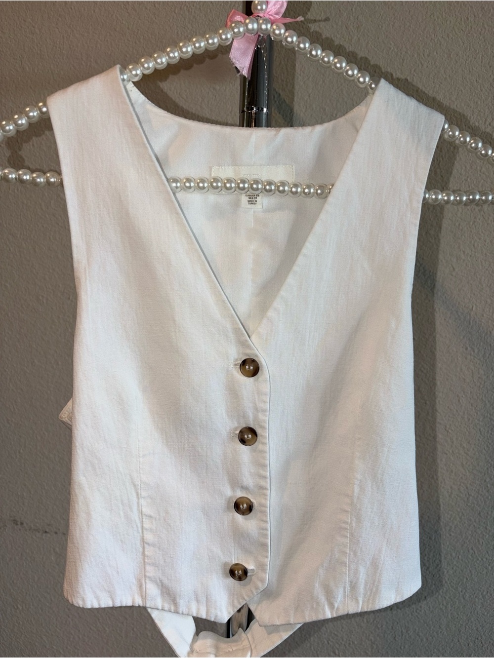 Zara White Button-Front Sleeveless Vest Waistcoat